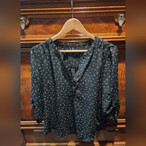 MAURICES - Black and Green Birds/Cosmic Confetti Blouse